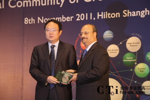 Frost & Sullivan ȫCEO涭ºϻAroop ZutshiңACl(f)ȫŹLc(chung)ªnԣAծa(chn)ƷL<br/>

